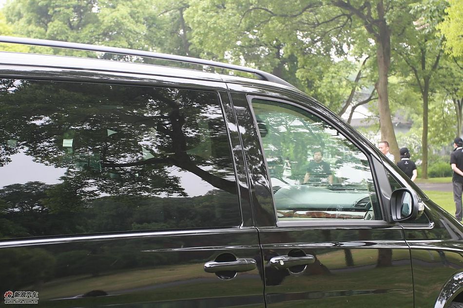 国产奔驰唯雅诺尊贵版