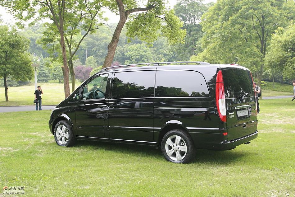 国产奔驰唯雅诺尊贵版