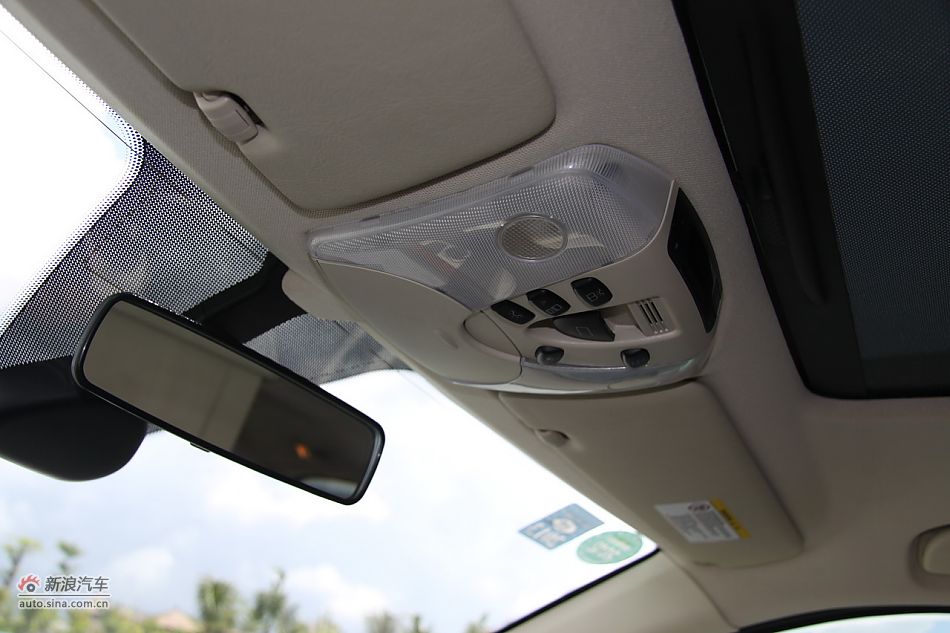 2011款奔驰唯雅诺-内饰