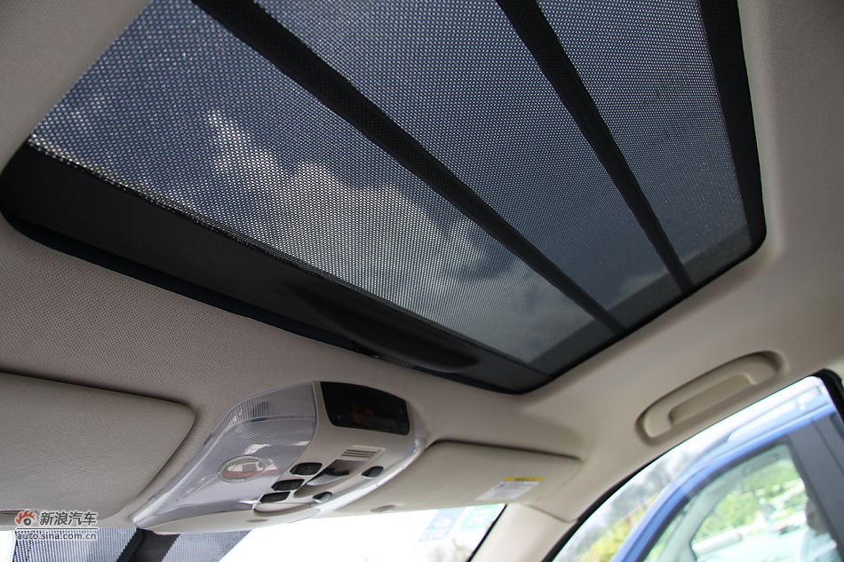 2011款奔驰唯雅诺-内饰