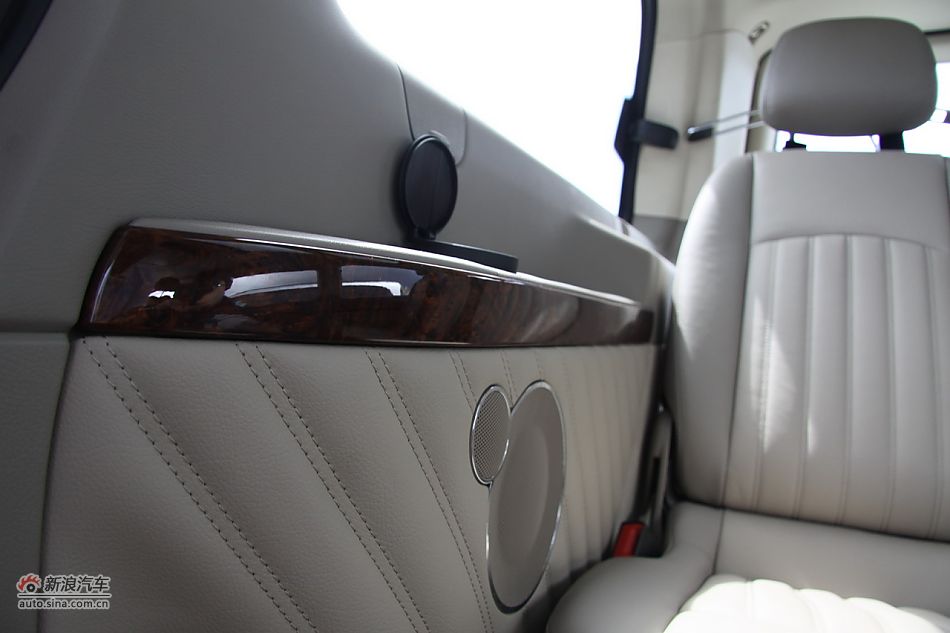 2011款奔驰唯雅诺-内饰