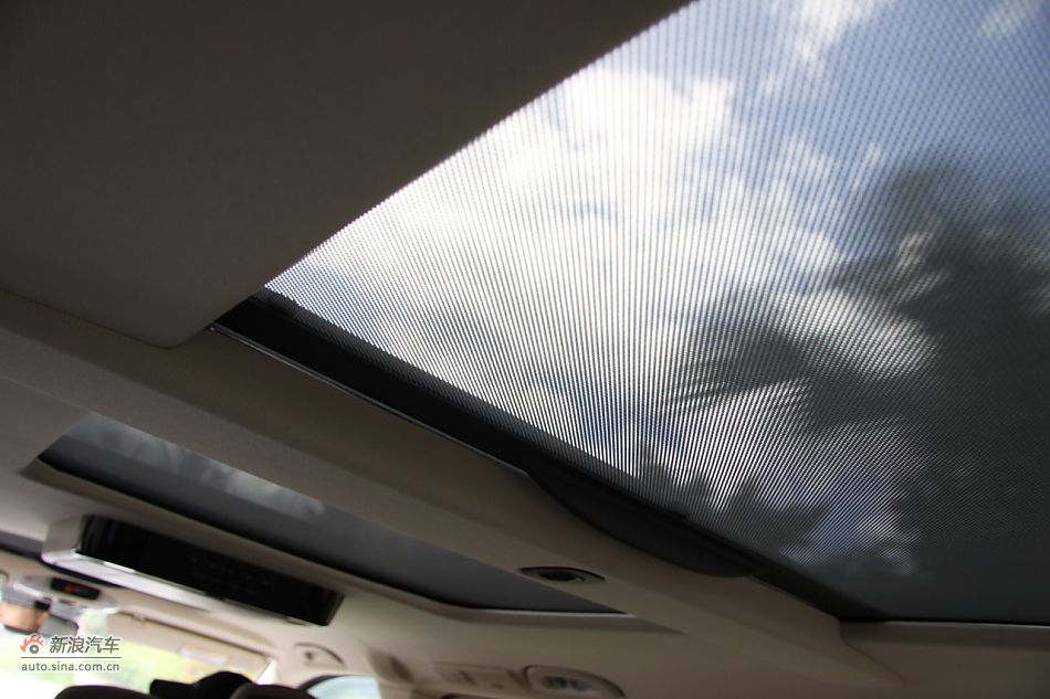 2011款奔驰唯雅诺-内饰