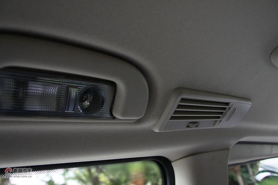 2011款奔驰唯雅诺-内饰