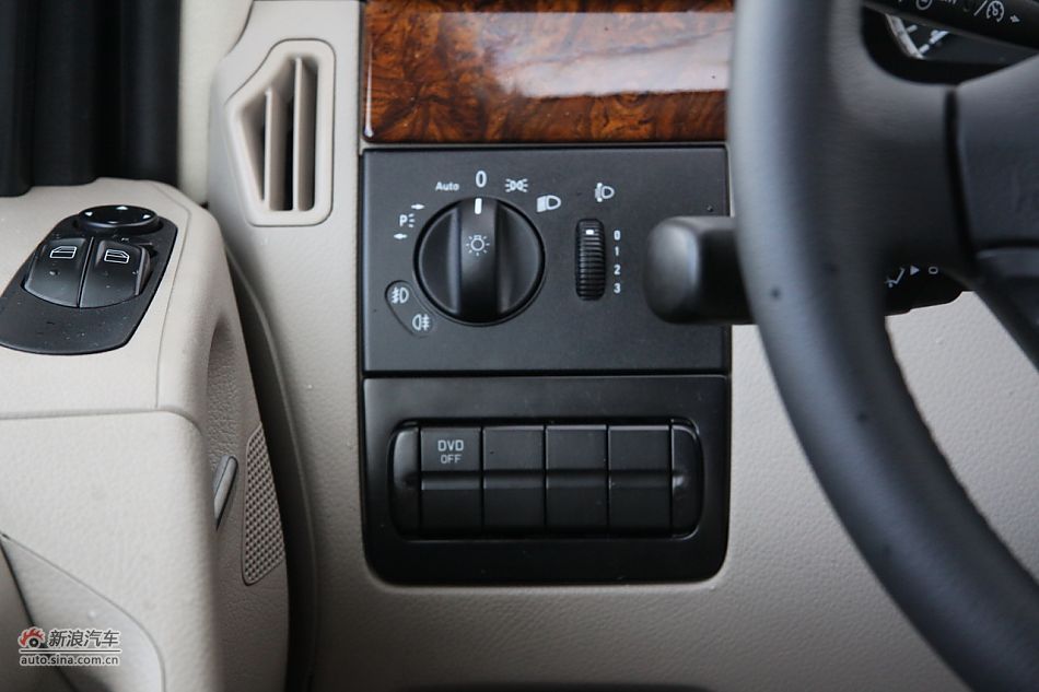 2011款奔驰唯雅诺-内饰