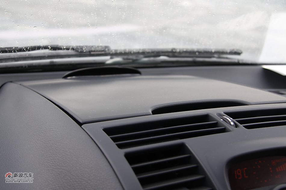 2011款奔驰唯雅诺-内饰