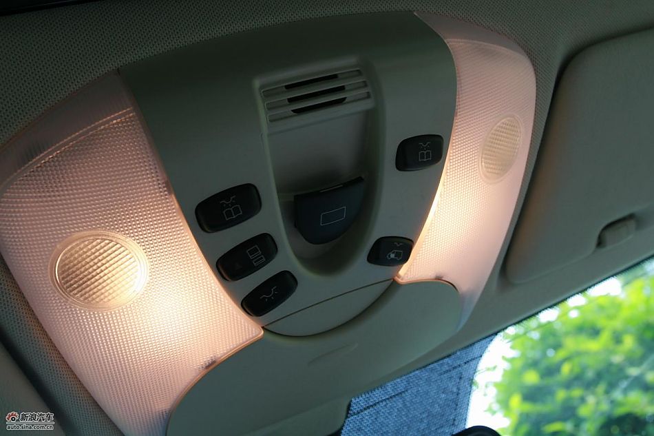 国产奔驰唯雅诺尊贵版