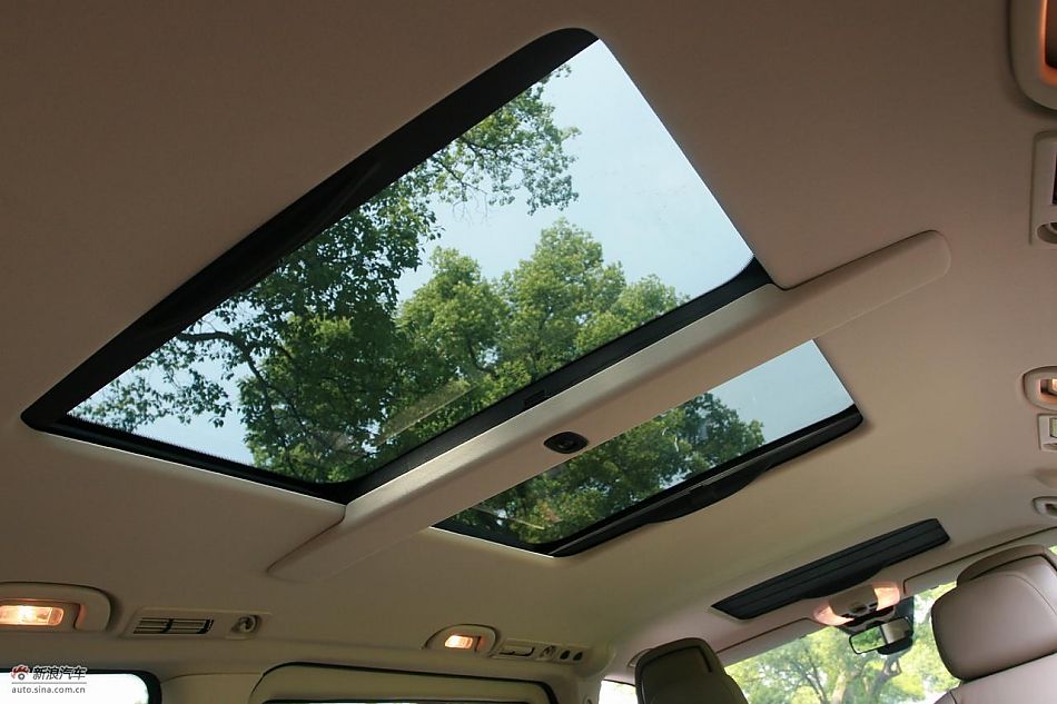 国产奔驰唯雅诺尊贵版