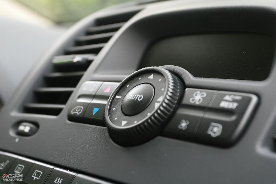 国产奔驰唯雅诺尊贵版