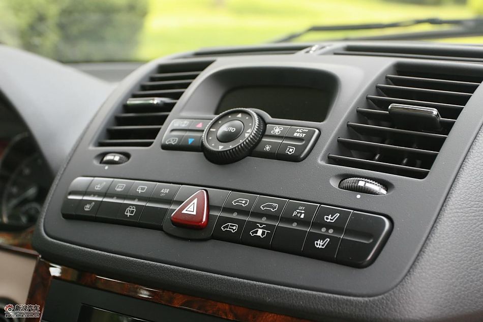 国产奔驰唯雅诺尊贵版