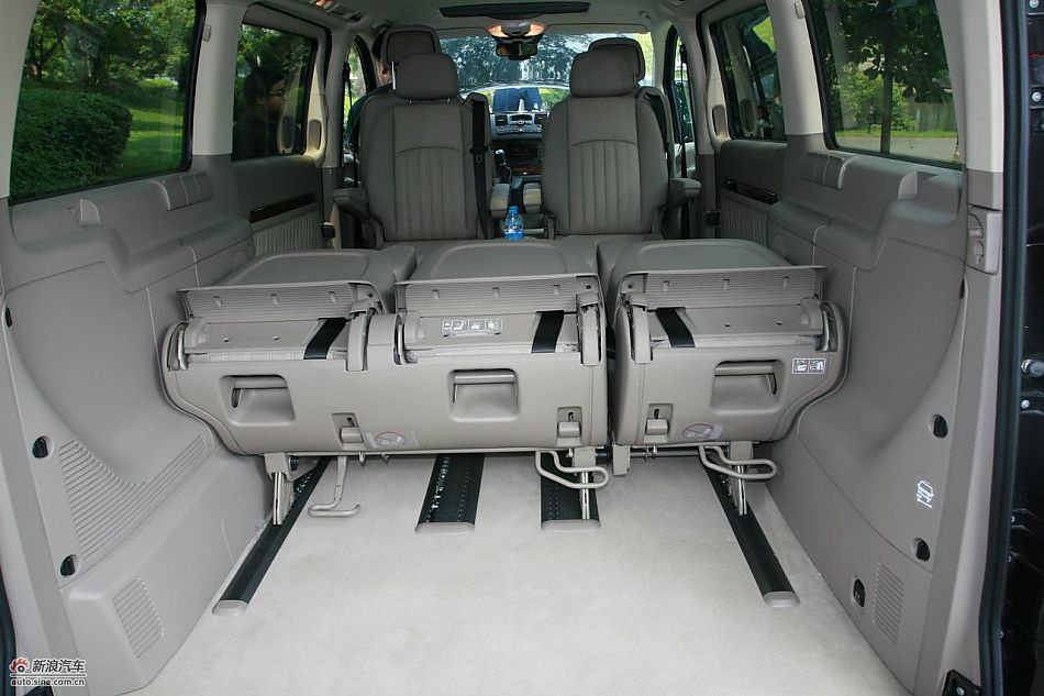 国产奔驰唯雅诺尊贵版