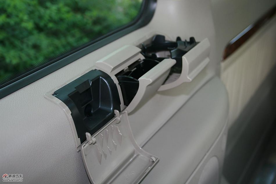 国产奔驰唯雅诺尊贵版