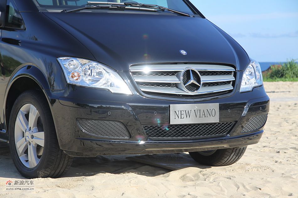 2011款奔驰唯雅诺