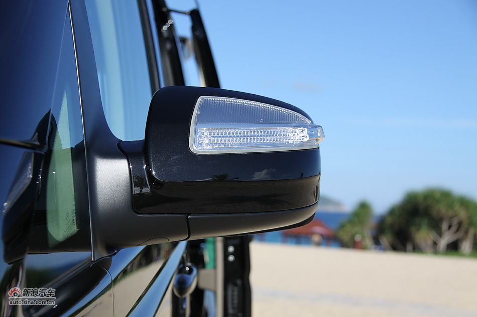 2011款奔驰唯雅诺