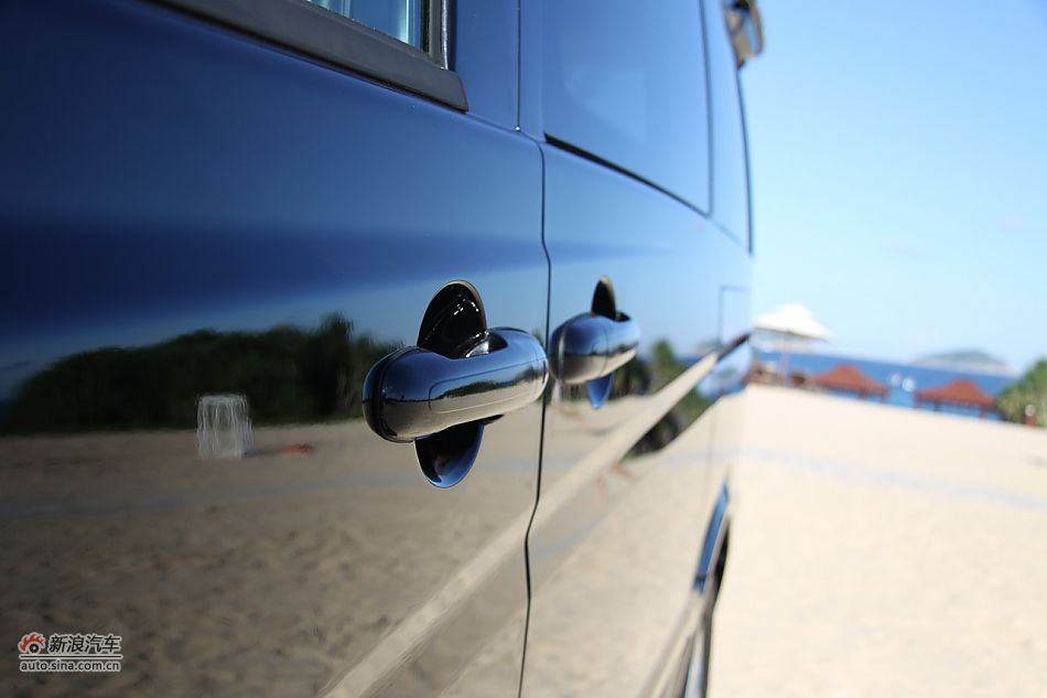 2011款奔驰唯雅诺