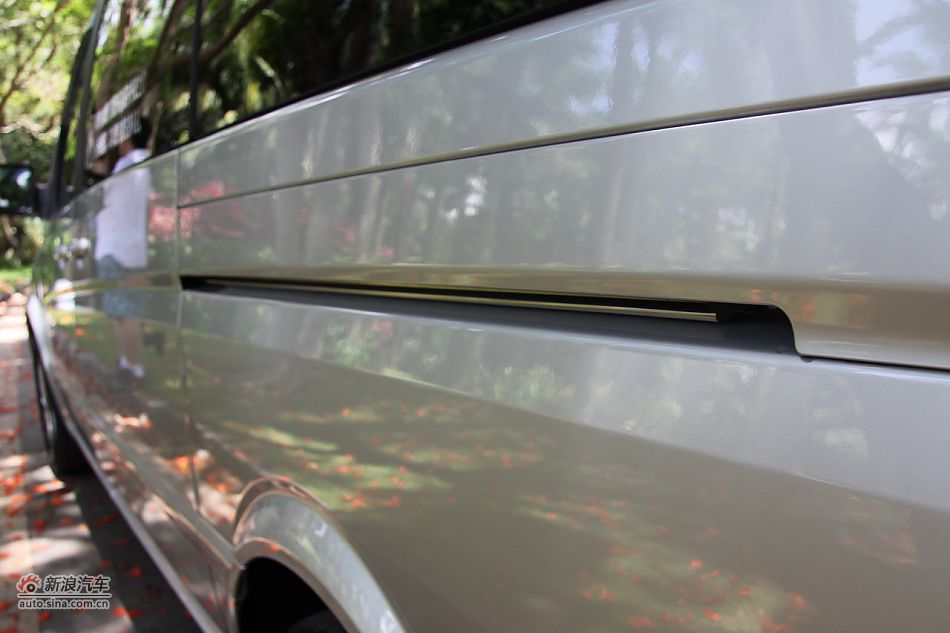 2011款奔驰唯雅诺