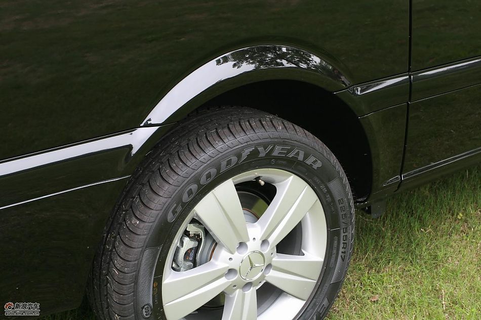 国产奔驰唯雅诺尊贵版