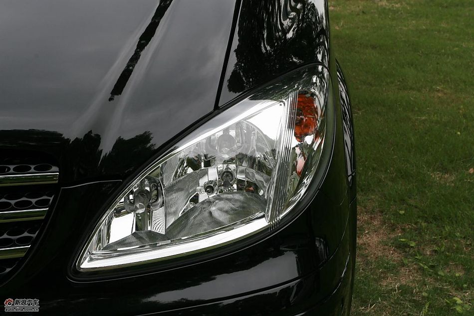 国产奔驰唯雅诺尊贵版