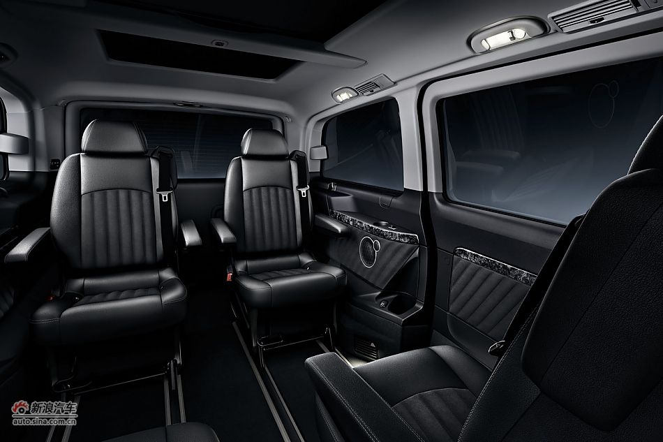 唯雅诺时尚型125周年纪念版官方图