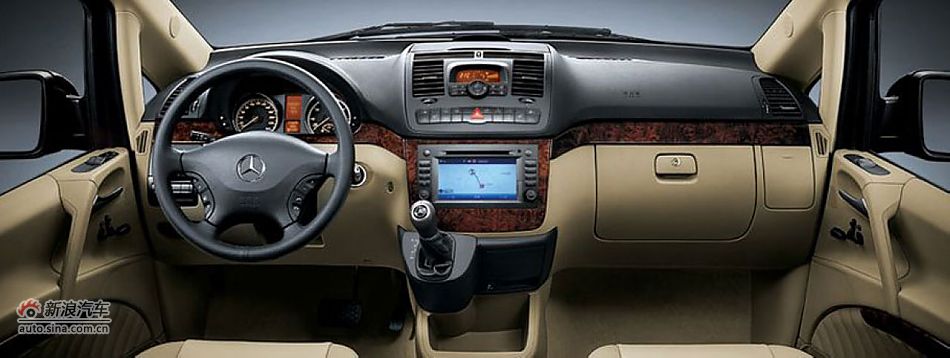 2011款唯雅诺官方图