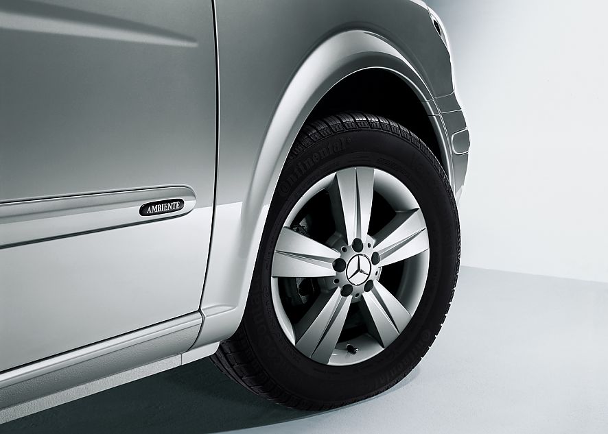 国产奔驰唯雅诺