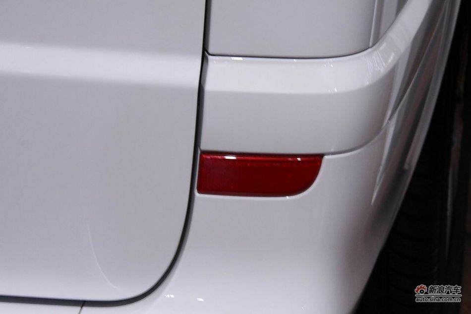 福建戴姆勒新唯雅诺导航版