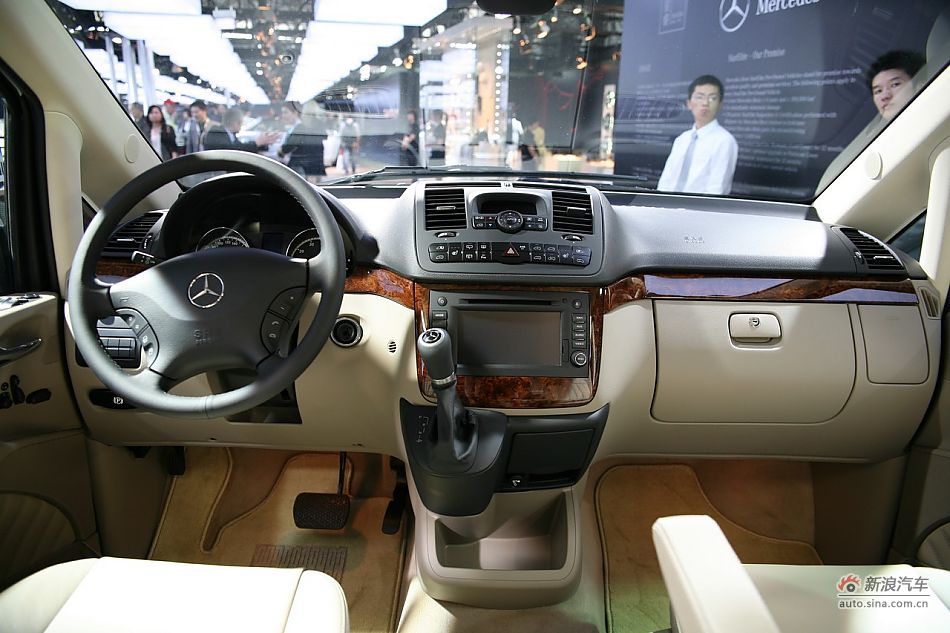 福建戴姆勒新唯雅诺