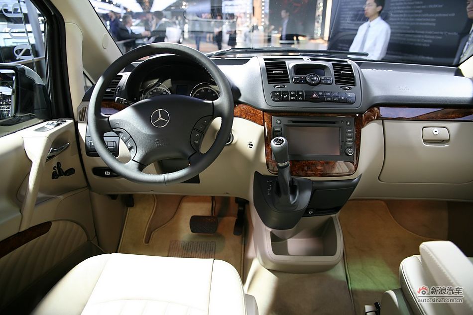 福建戴姆勒新唯雅诺