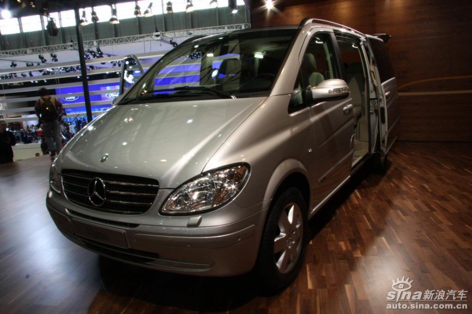 奔驰Viano旅行车