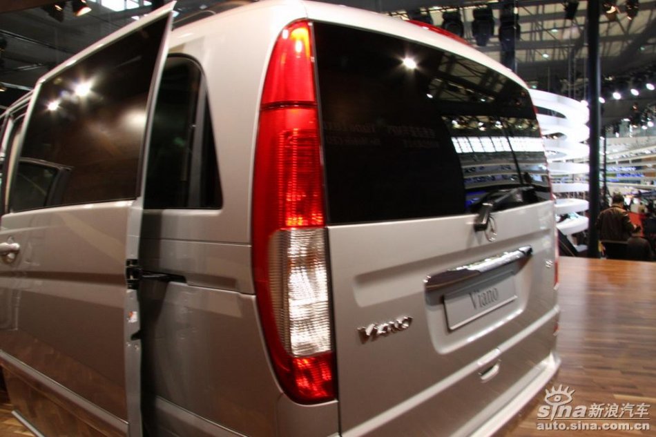 奔驰Viano旅行车