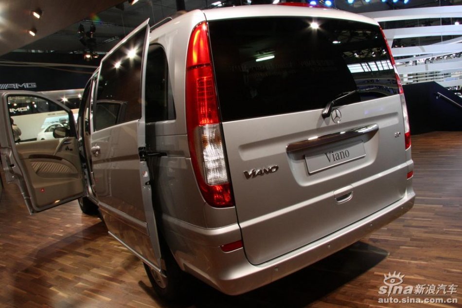 奔驰Viano旅行车