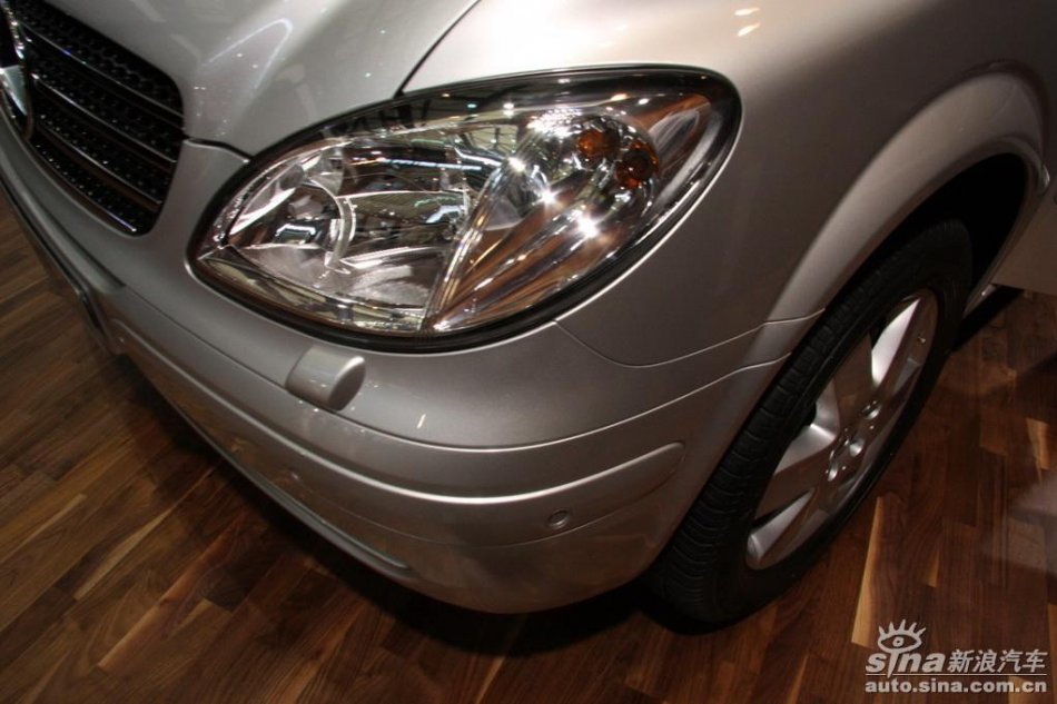 奔驰Viano旅行车