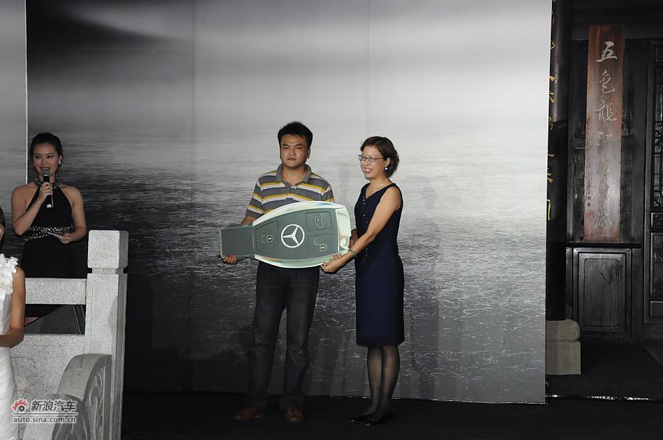 唯雅诺125周年纪念版上市