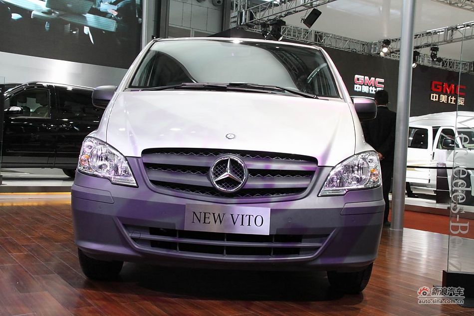 奔驰威霆商用版