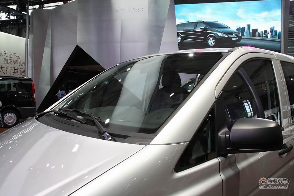 奔驰威霆商用版