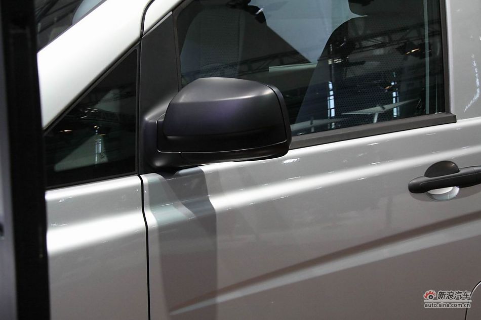 奔驰威霆商用版