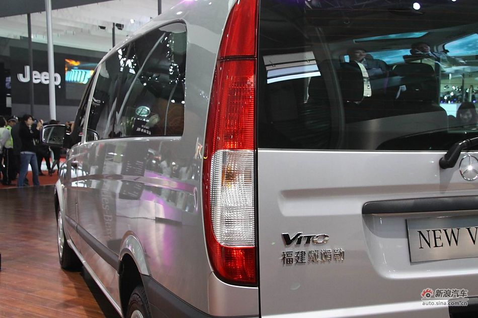 奔驰威霆商用版