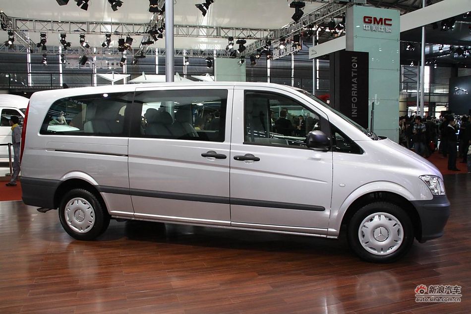 奔驰威霆商用版