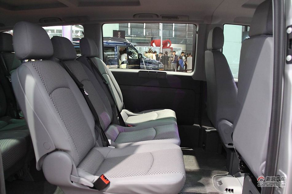 奔驰威霆商用版