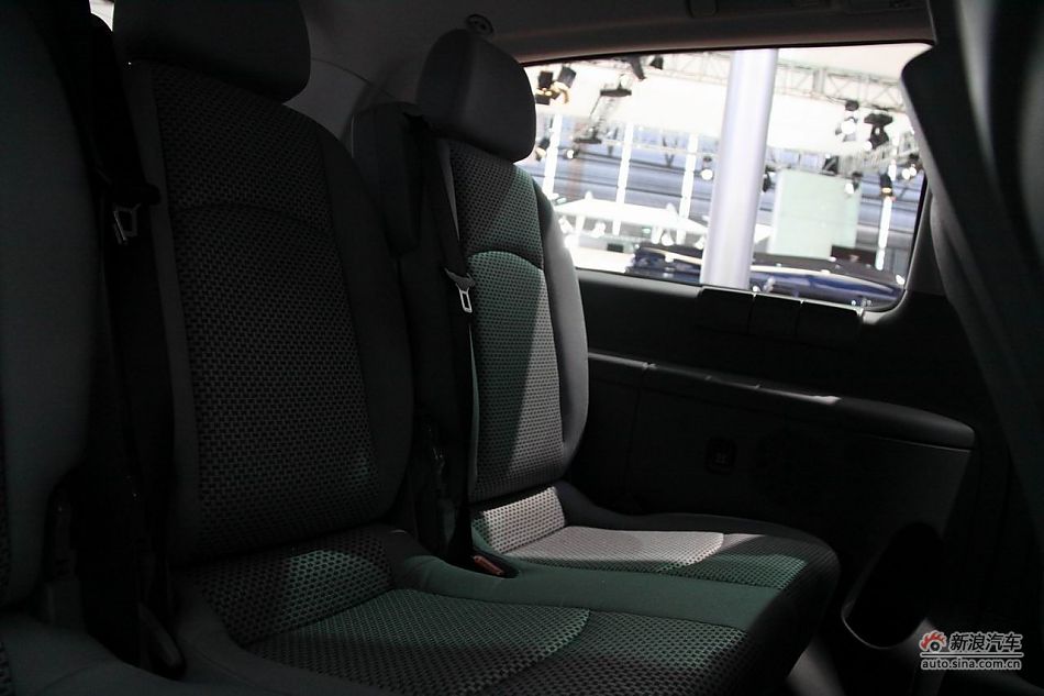 奔驰威霆商用版