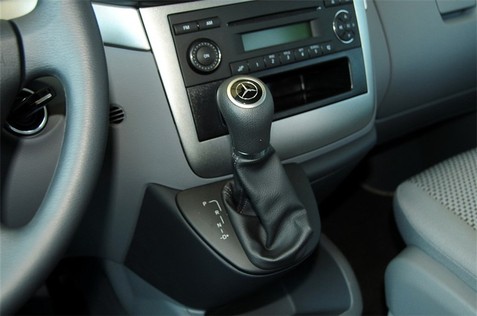 2013款威霆3.0L自动商务版