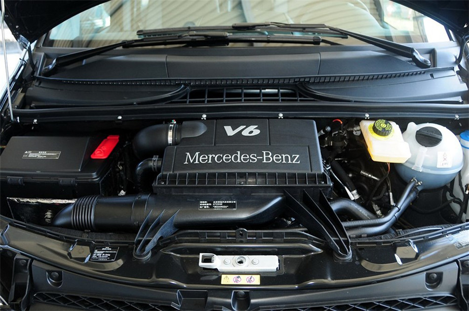 2013款威霆3.0L自动商务版