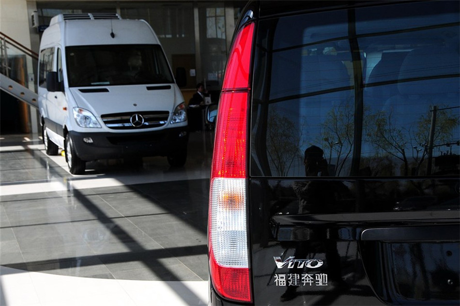 2013款威霆3.0L自动商务版