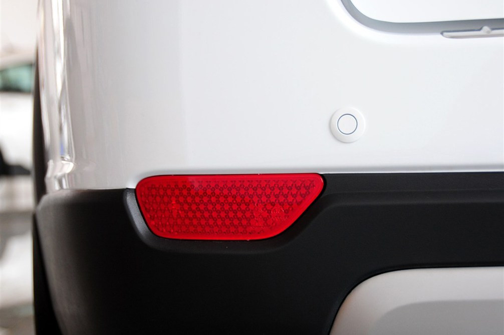 2012款 2.4L AT 5座豪华版