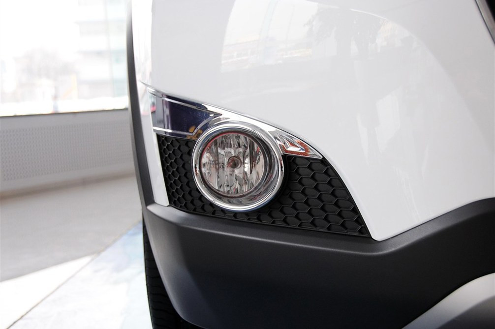 2012款 2.4L AT 5座豪华版