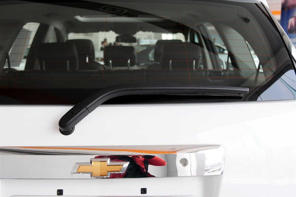 2012款 2.4L AT 5座豪华版