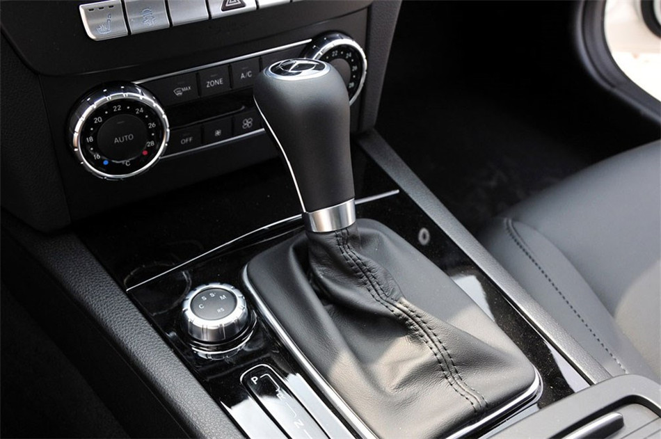 2012款 6.2L AT Coupe动感型 内饰