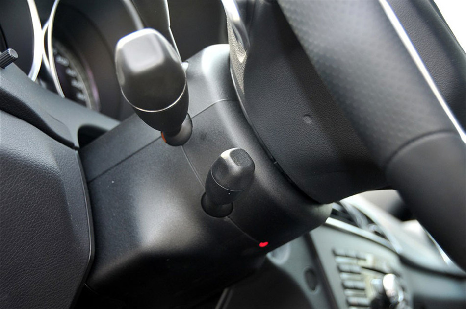 2012款 6.2L AT Coupe动感型 内饰