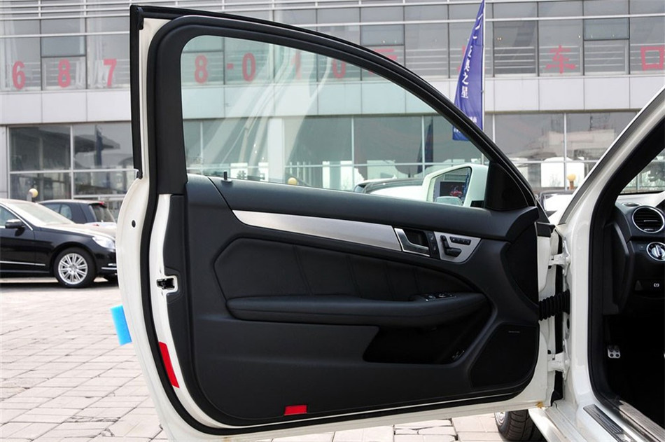 2012 6.2L AT Coupe οռ