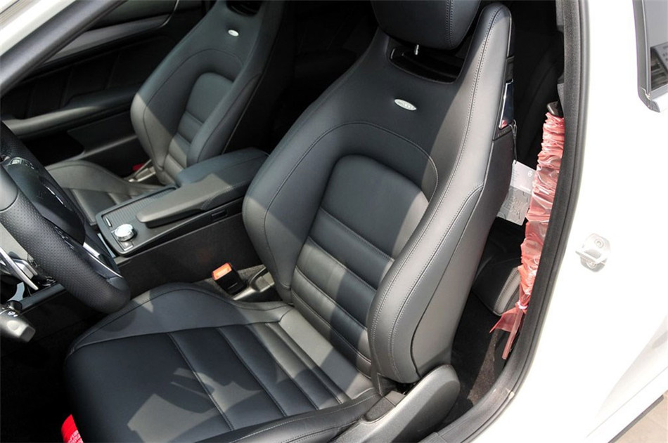 2012 6.2L AT Coupe οռ