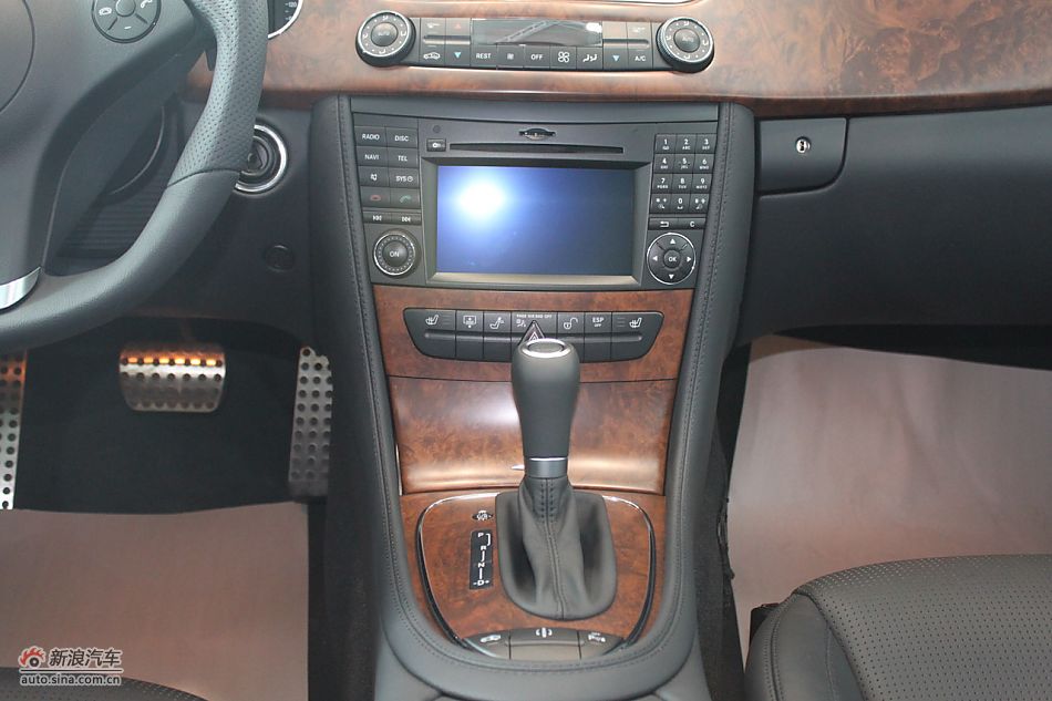 2010款CLC63AMG内饰